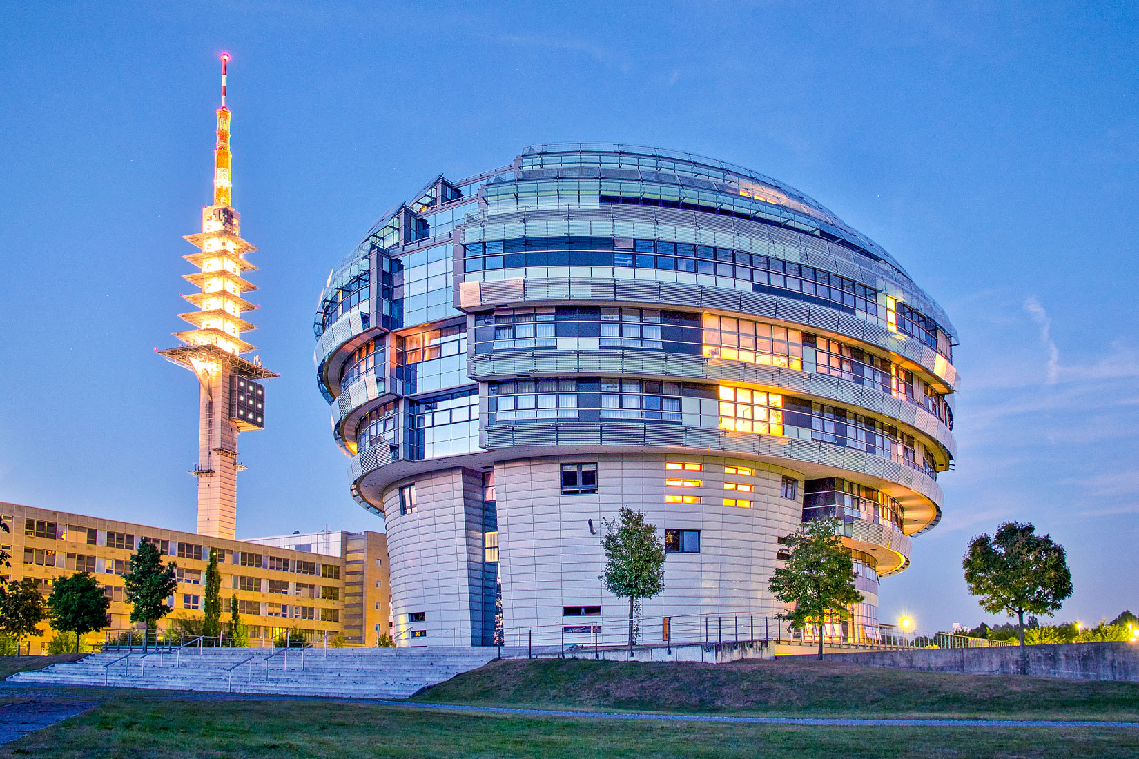 Start International Neuroscience Institute Buero SIAT 1020442